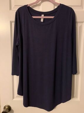 Zenana Premium navy 3/4 sleeve tunic